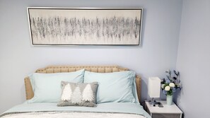 1 sovrum, skrivbord, strykjärn/strykbräda och gratis wi-fi