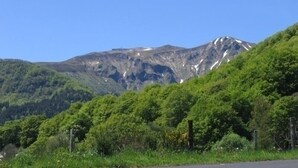 Unclassified image, 3 of 8, button - LES Marmottes - Chambon-sur-lac (CHAMBON-SUR-LAC)