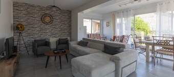 LE 10 - Volvic - Gîte