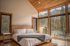 4 chambres, fer et planche à repasser, Wi-Fi gratuit, draps fournis