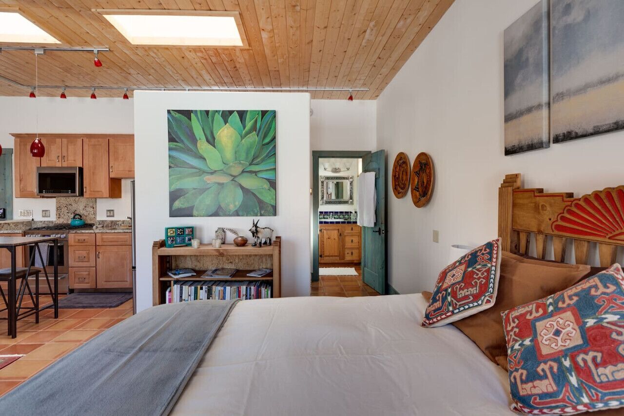 Fer et planche à repasser, Wi-Fi gratuit, draps fournis