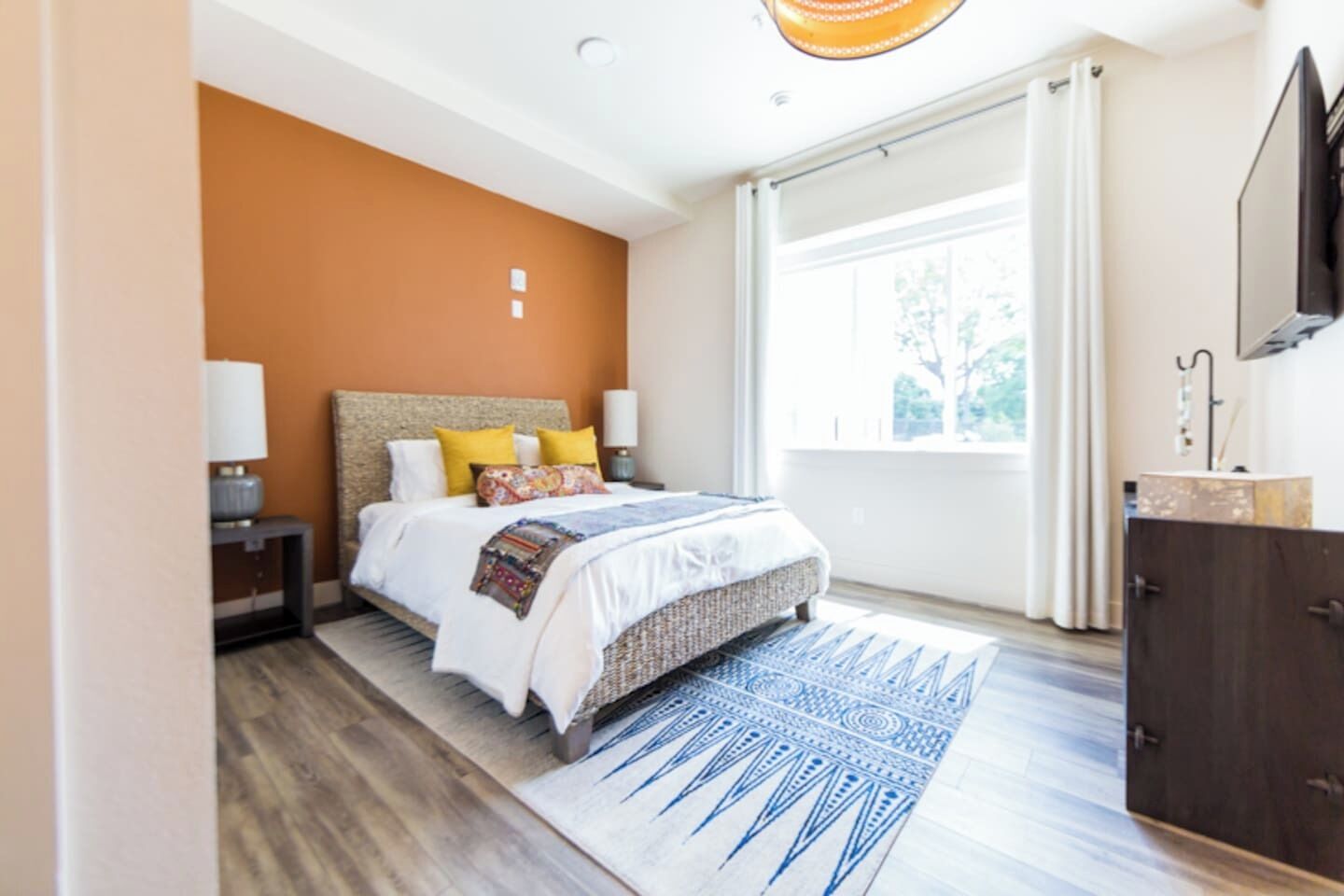 熨斗/熨衣板、WiFi、床单