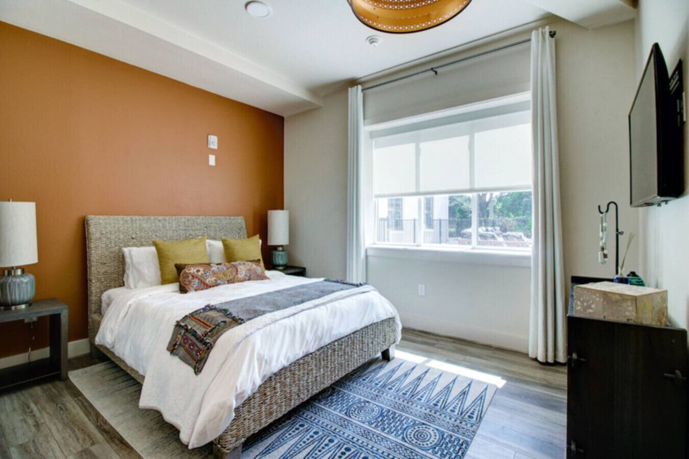 熨斗/熨衣板、WiFi、床单