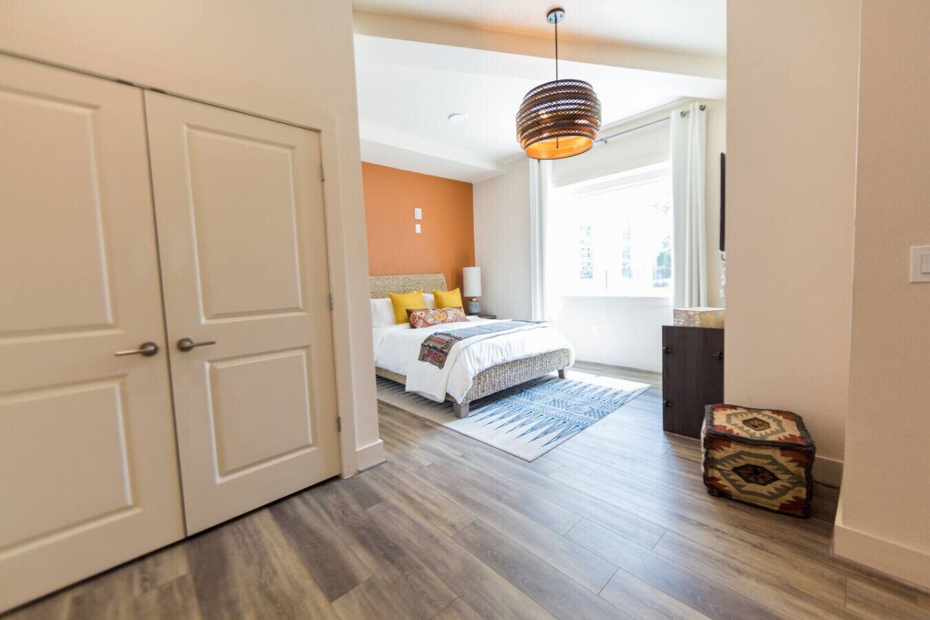 Strykejern/-brett, wi-fi og sengetøy