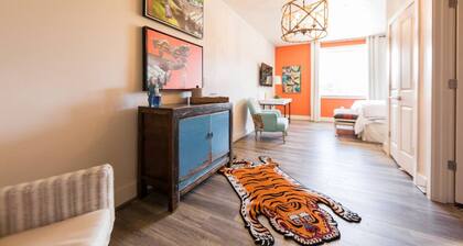 Rare Studio,1 Queen Bed(Beijing)