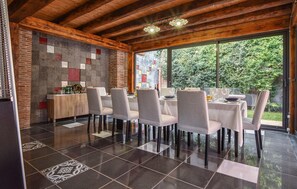 Dining - Nice home in Sant'Alfio with sauna (Sant'Alfio)