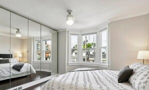 3 habitaciones, tabla de planchar con plancha y wifi gratis