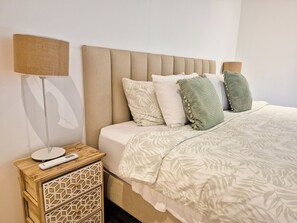 2 soverom, internettilgang og sengetøy