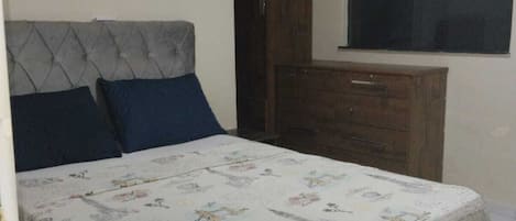 2 habitaciones, wifi y ropa de cama