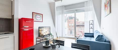 TV