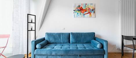 TV