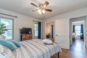 4 soverom, strykejern/-brett, wi-fi og sengetøy