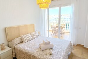 2 Schlafzimmer, Bügeleisen/Bügelbrett, Internetzugang, Bettwäsche