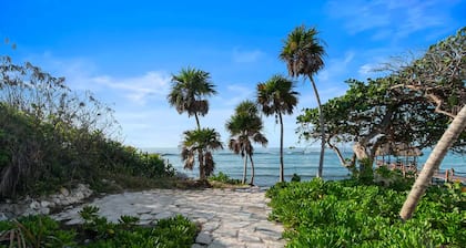 Oceanfront Seahorse | Private Hot Tub Beach Access