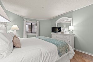 2 habitaciones, escritorio, tabla de planchar con plancha y wifi gratis