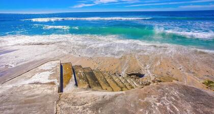 61' Ocean Frontage * 3 Beachfront Patios * A/C * Direct Beach Access