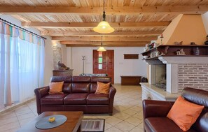 Interior - Beach front home in Pula (Pula)