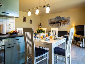 Imagen sin descripción, 3 de 18, botón