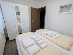 2 Schlafzimmer, Bügeleisen/Bügelbrett, WLAN