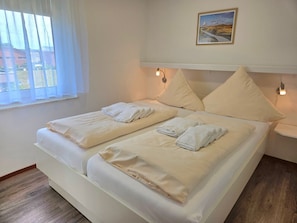 2 Schlafzimmer, Bügeleisen/Bügelbrett, WLAN