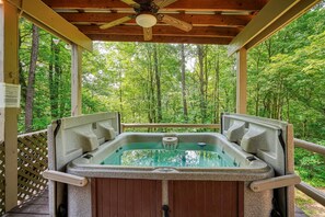 Outdoor spa tub - Waterfall Cabin | Private Trails, Hot Tub (South Bloomingville)