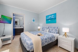 2 bedrooms, iron/ironing board, WiFi - Tranquil 2BR2BA ~ Close to the Beach ~ Shared Pool (Noord)
