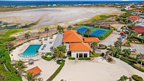 Exterior - Gold Coast 4BR4.5BA Villa w/ PrivatePool & Gym (Noord)