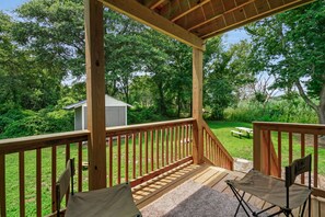 Property grounds - Escape at Deep Hole Hideaway - Pet friendly duplex! (Chincoteague Island)