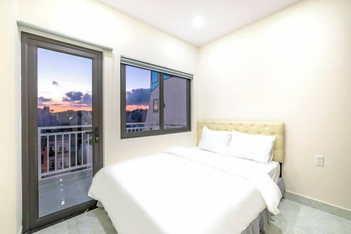 Blackout drapes, soundproofing, WiFi (free), bed sheets