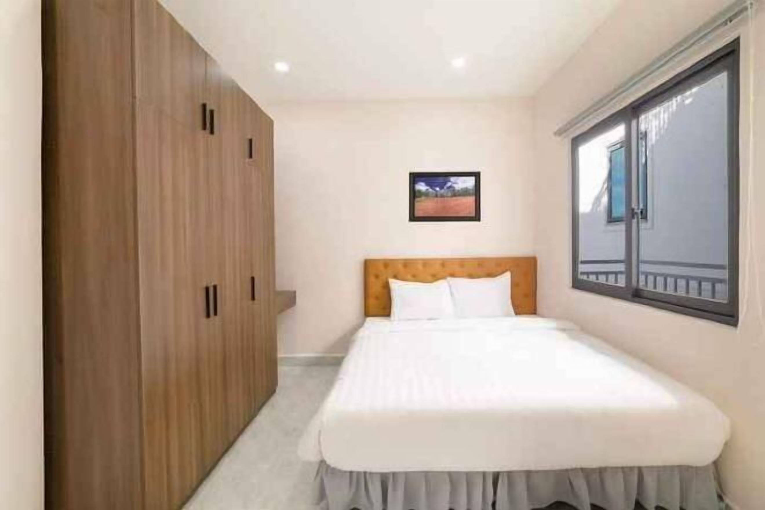 Rideaux occultants, chambres insonorisées, Wi-Fi gratuit, draps fournis