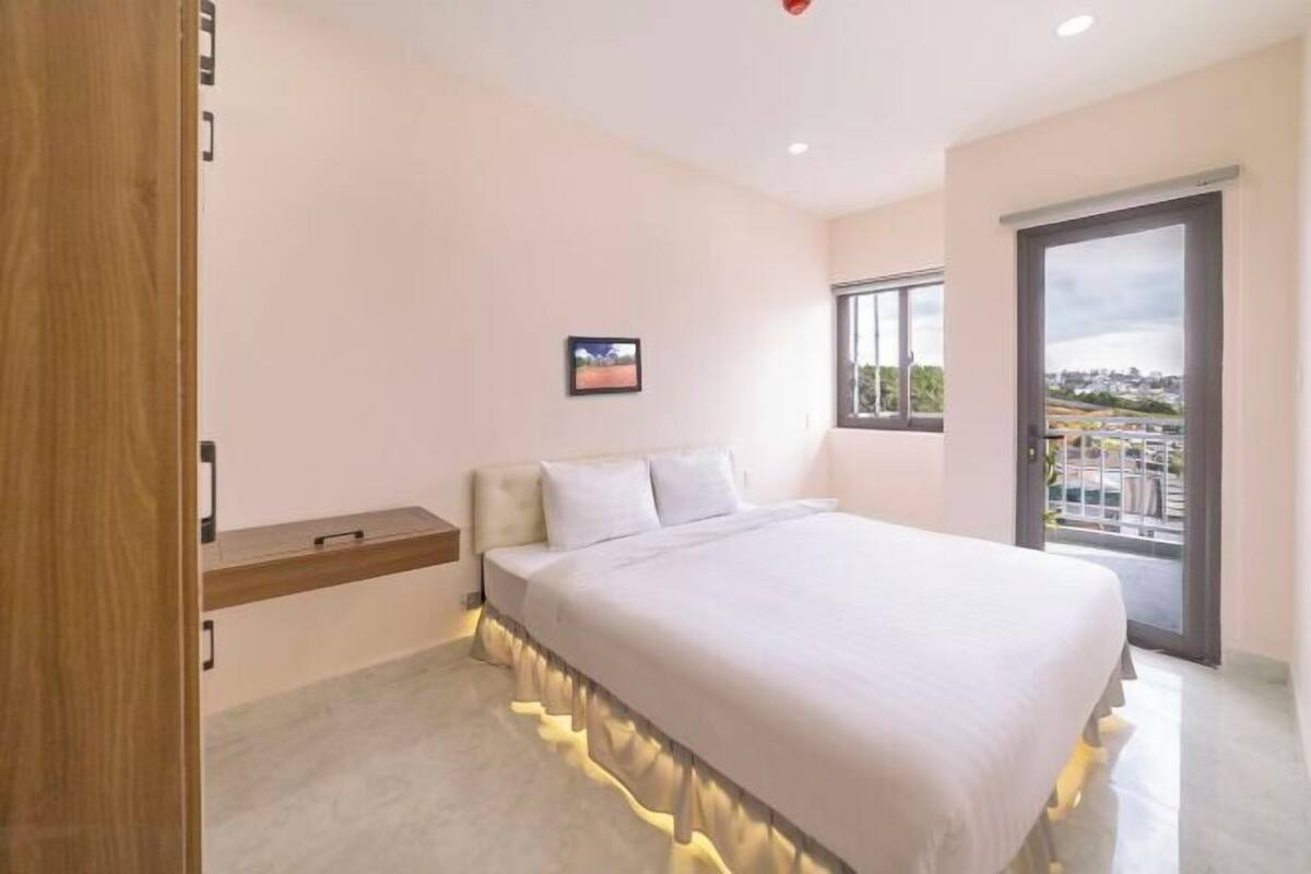Blackout drapes, soundproofing, WiFi (free), bed sheets