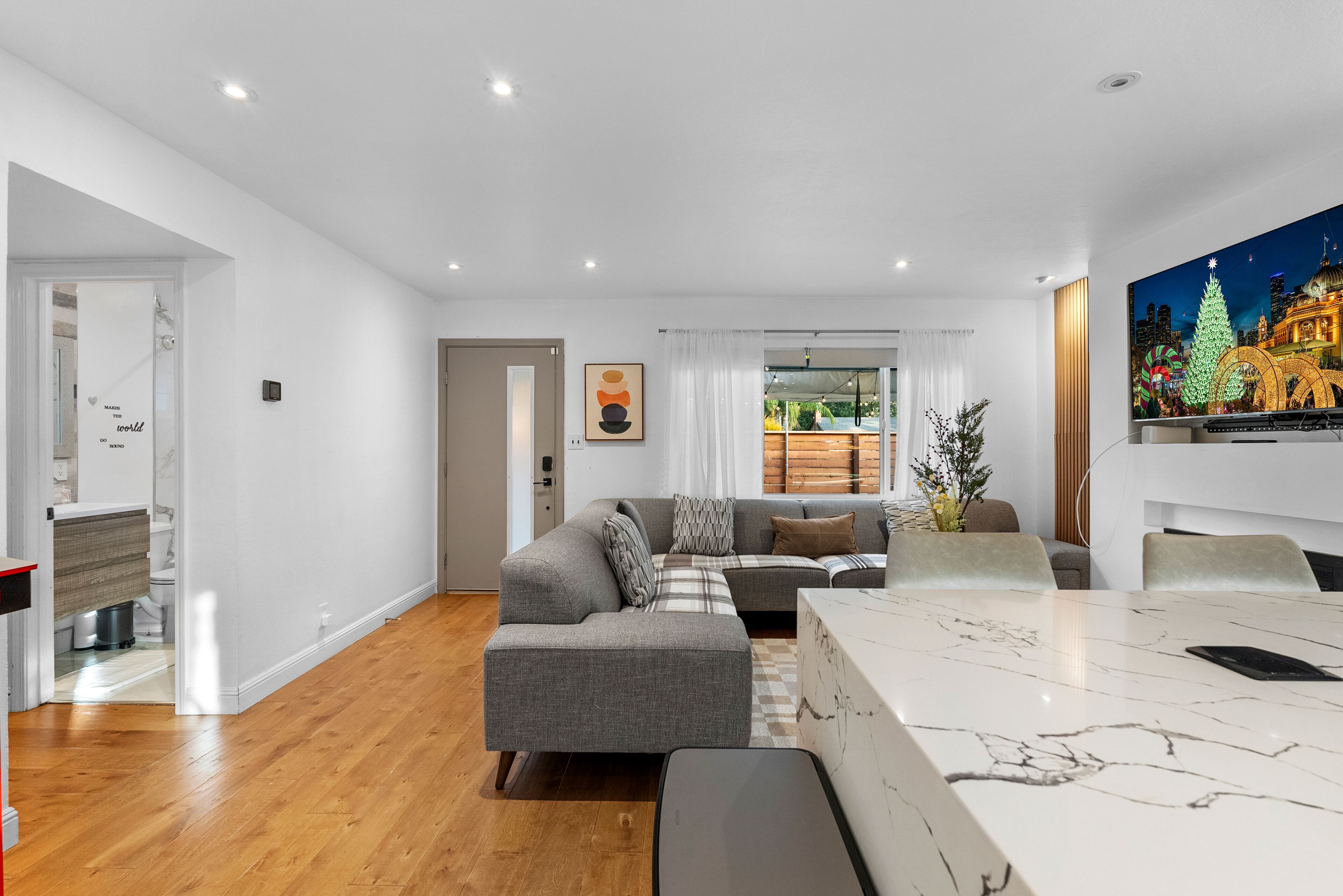 Modern, Trendy 4bd & 3ba House With Great Amenities - Walnut Creek