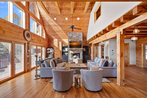 Sunset Hideaway by SoCharm | Beautiful, expansive views of Lake Norman!