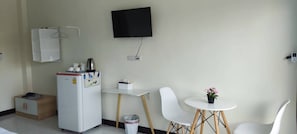 Free WiFi - TPR51 Room Service (Chonburi)