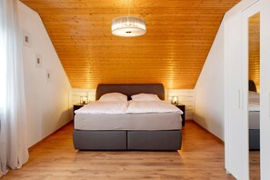 4 habitaciones, tabla de planchar con plancha y wifi gratis 