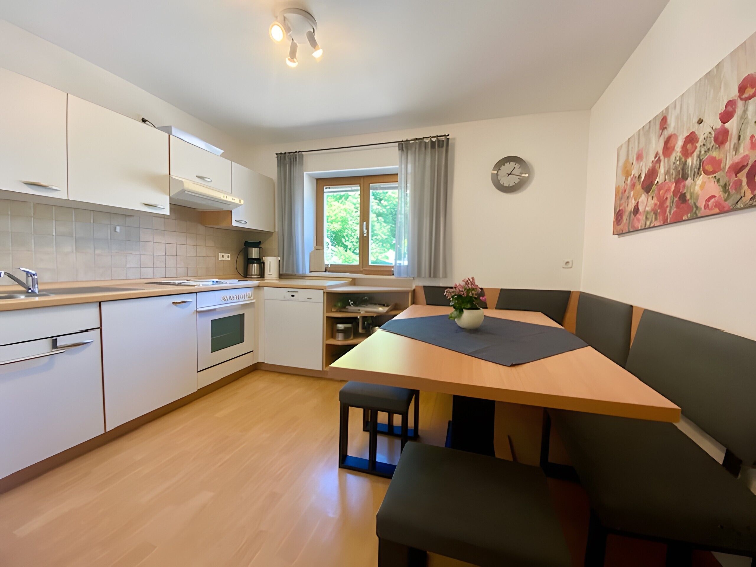 Kühlschrank, Ofen, Herdplatte, Geschirrspüler