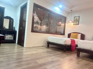 Front of property - Villa Namkhan Heritage (Luang Prabang)