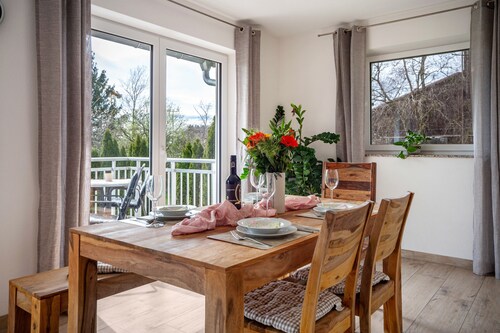 Apartment „Ferienwohnung 1“ mit Gemeinschaftsgarten, Balkon und WLAN