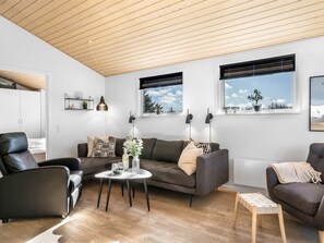 TV, fireplace - "Rudy" - 800m from the sea by Interhome (Løkken)