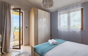 6 habitaciones, cuna de viaje, wifi gratis y ropa de cama