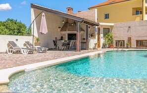 Pool - Awesome apartment in Pula with swimming pool (Pula)