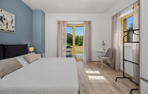 3 camere, culla da viaggio, Wi-Fi gratuito, lenzuola
