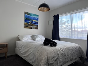 家庭独立别墅 | 4 多间卧室、高档床上用品、加厚床垫、特色装修