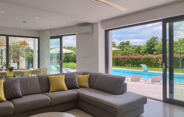 تلفزيون، كرة قدم الطاولة