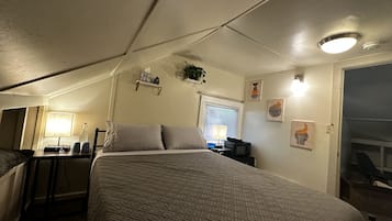Chambre Confort | 1 chambre, coffres-forts dans les chambres, bureau