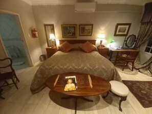 ห้องดีลักซ์ดับเบิล | เครื่องนอนระดับพรีเมียม, ผ้านวมขนเป็ด, เตียง Select Comfort