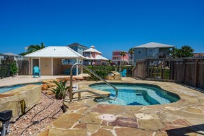 Pool - Shared Pool, Pet Friendly, Water View (Port Aransas)
