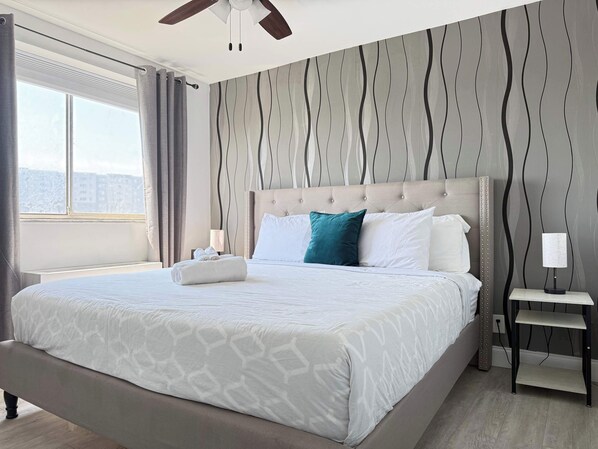 2 Schlafzimmer, Schreibtisch, Bügeleisen/Bügelbrett, WLAN