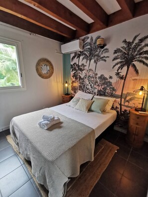 2 chambres, fer et planche à repasser, Wi-Fi gratuit, draps fournis