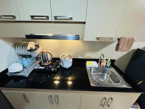 Business Condo | Private kitchen